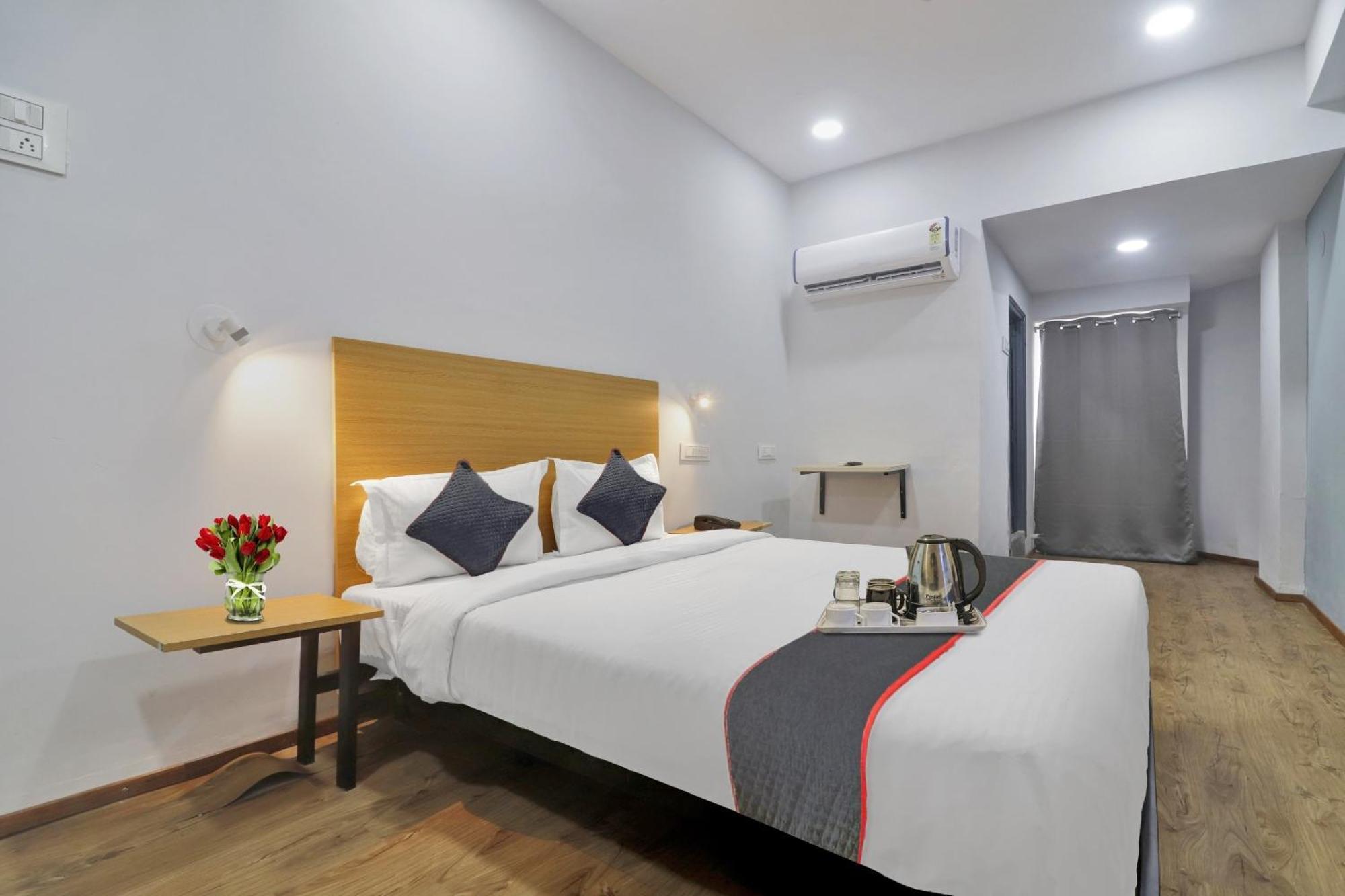 מלון היידראבד Townhouse S Continental מראה חיצוני תמונה